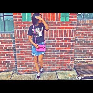 Meet your Posher, Ebony